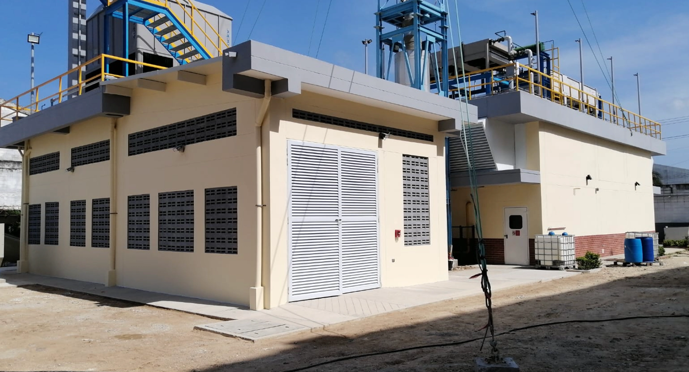 e2e-energia-eficiente-3-hero - Ingeconopp | Obras Civiles y Arquitectónicas