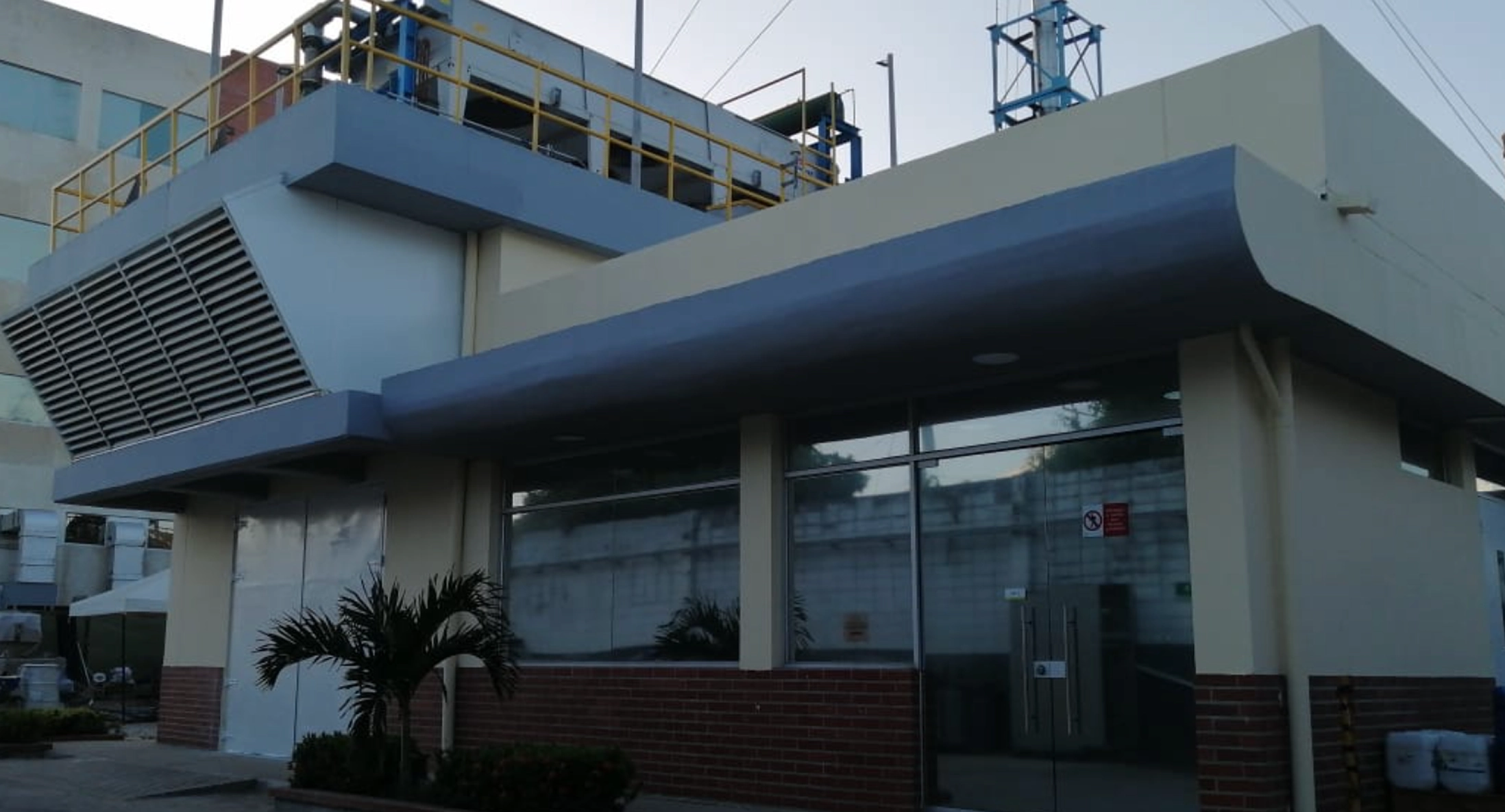 e2e-energia-eficiente-4-hero - Ingeconopp | Obras Civiles y Arquitectónicas