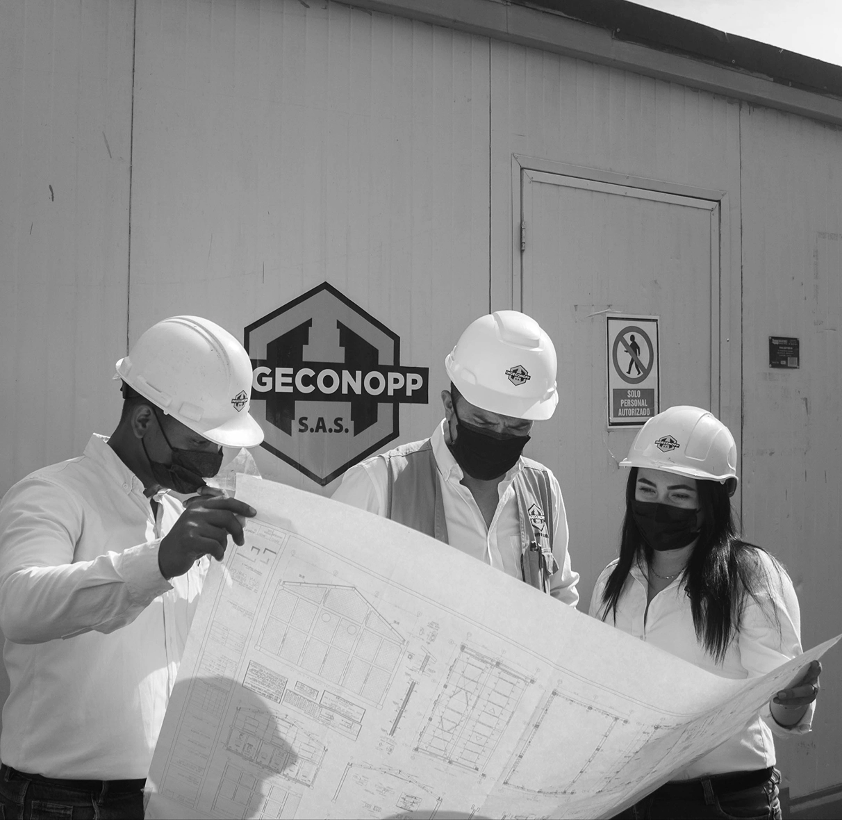 hero-contactanos - Ingeconopp | Obras Civiles y Arquitectónicas